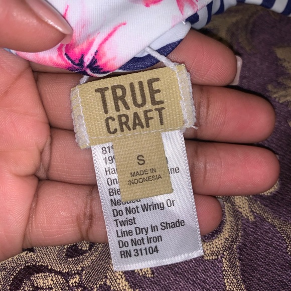 Swimsuit - Picture 2 of 3